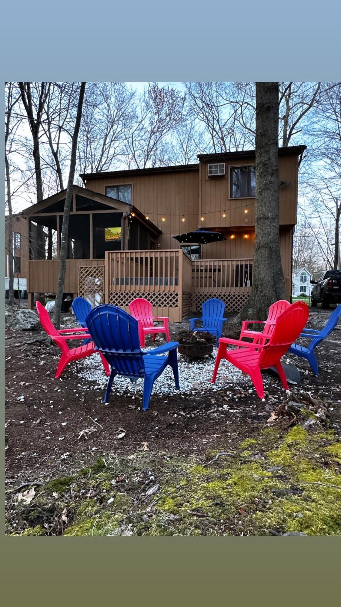 Cozy Cabin At Poconos With Hot Tub And Fire Pit Іст-Страудсберг Екстер'єр фото